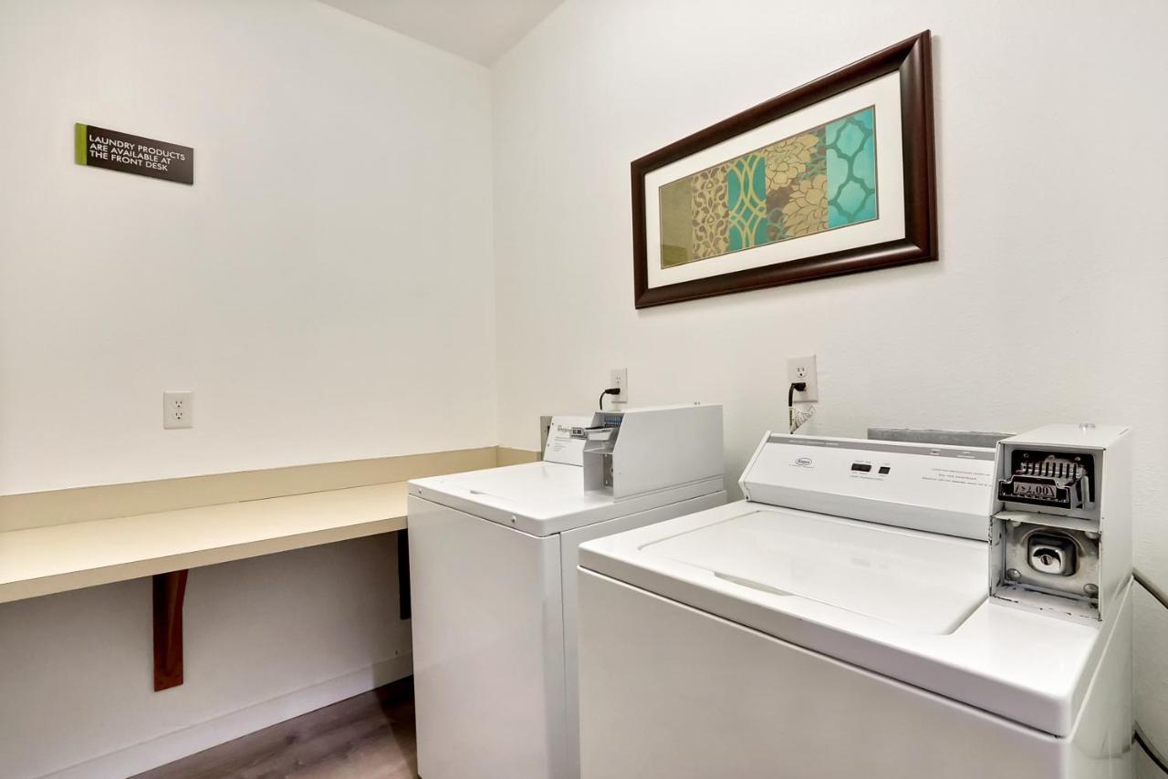 Best Western Liberty Inn Dupont Jblm Экстерьер фото